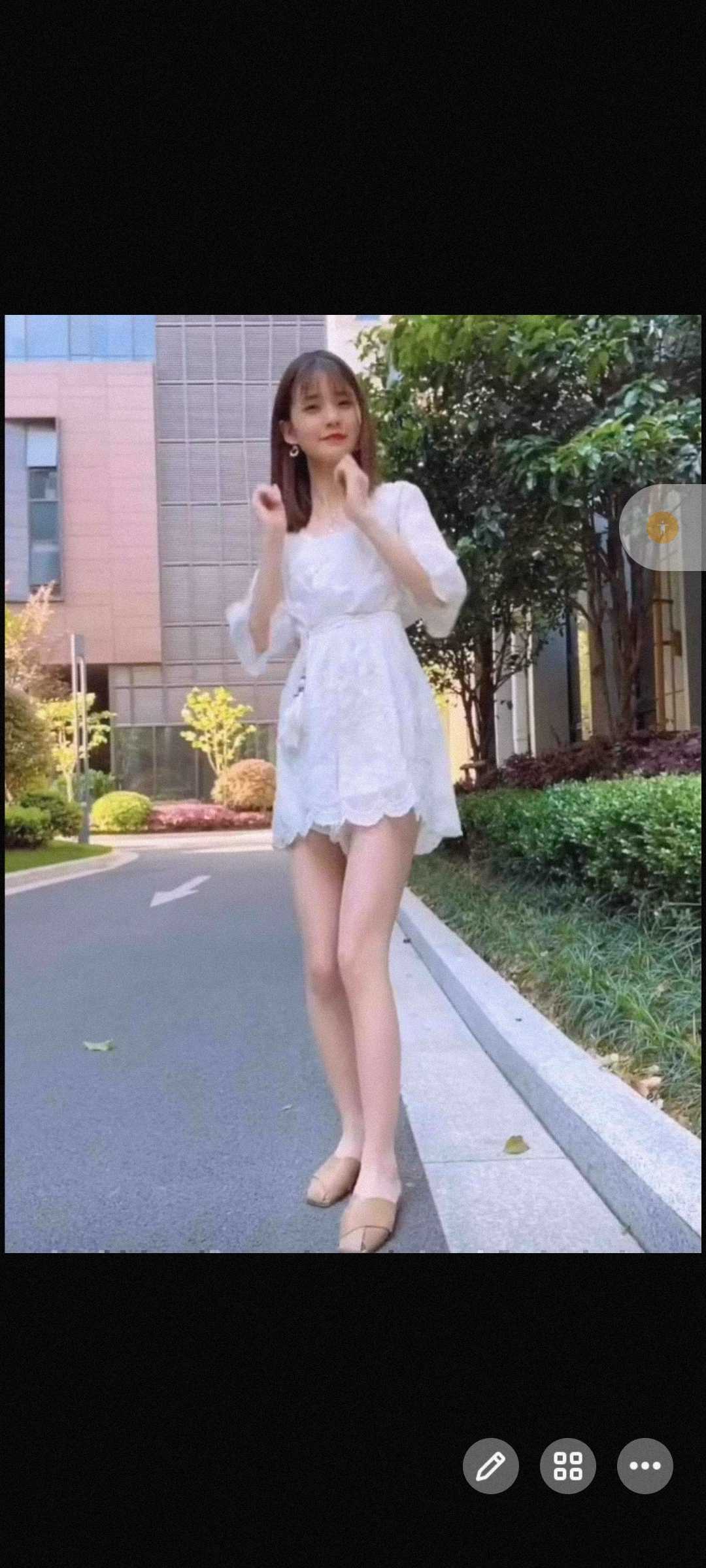 阳光100，漂亮小少妇